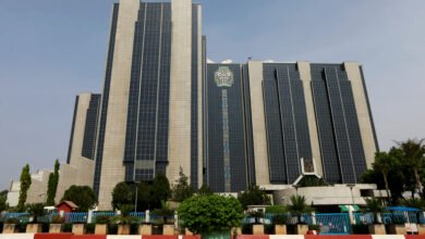 Nigeria Grappling With Forex Shortage to Clear Backlog - Fitch