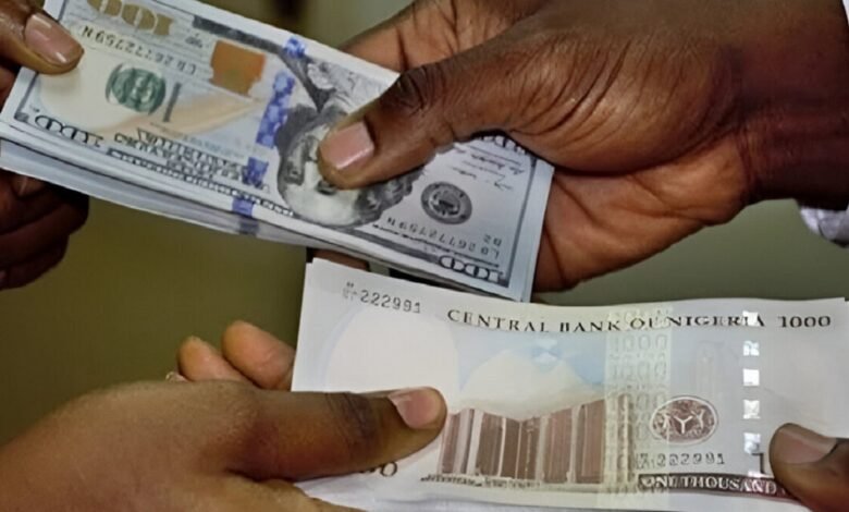 Nigeria’s Fight Against Naira Shortage Risky as Currency Devalued 38%